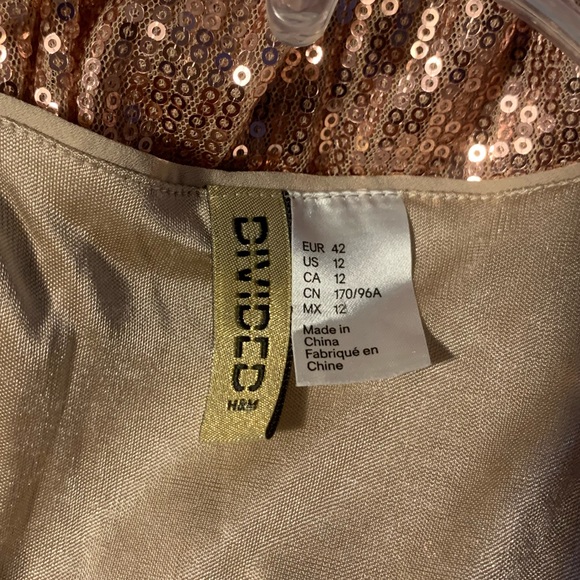 H&M rose gold sequin gown size 12 NWOT - Picture 7 of 8